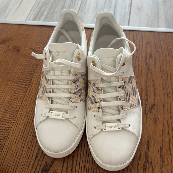Size 10, authentic Louis Vuitton tan and white sneaker - Picture 2 of 2